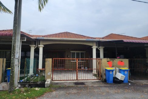 ejen hartanah banting