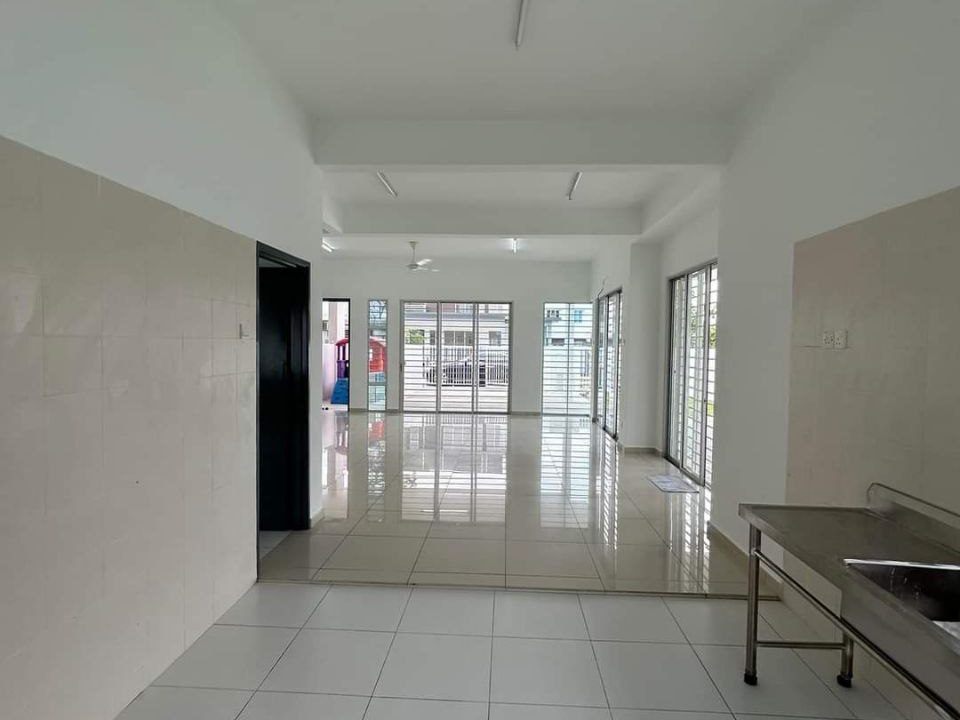 Rumah teres dua tingkat di Bandar Tasik Puteri, Rawang