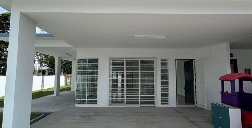 Rumah teres dua tingkat di Bandar Tasik Puteri, Rawang